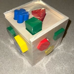 Melissa & Doug Shape Sorting Cube